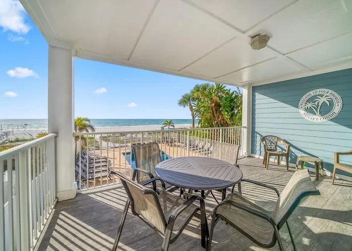 Four Shores Unit 2 Sunset Direct Gulf With Pool And Clearwater Beach