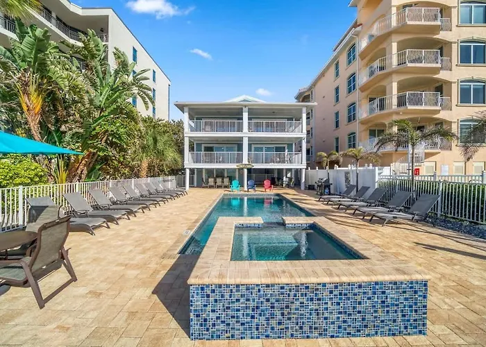 Holiday home Four Shores Unit 2 Sunset Direct Gulf With Pool And Clearwater Beach