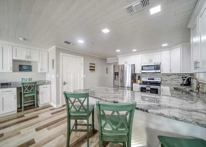 Holiday home Four Shores Unit 2 Sunset Direct Gulf With Pool And