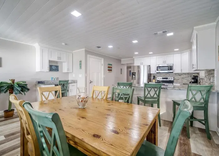 Four Shores Unit 2 Sunset Direct Gulf With Pool And